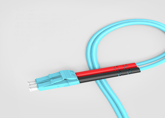 Гибкий провод стекловолокна ЛК/УПК ОМ3 2Ф, симплексного ММ кабеля оптического волокна